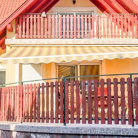 Villa Napfényvilla Balatonszepezd
