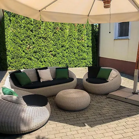 Napfényvilla Villa
