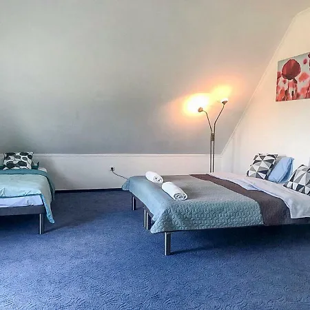 Napfényvilla